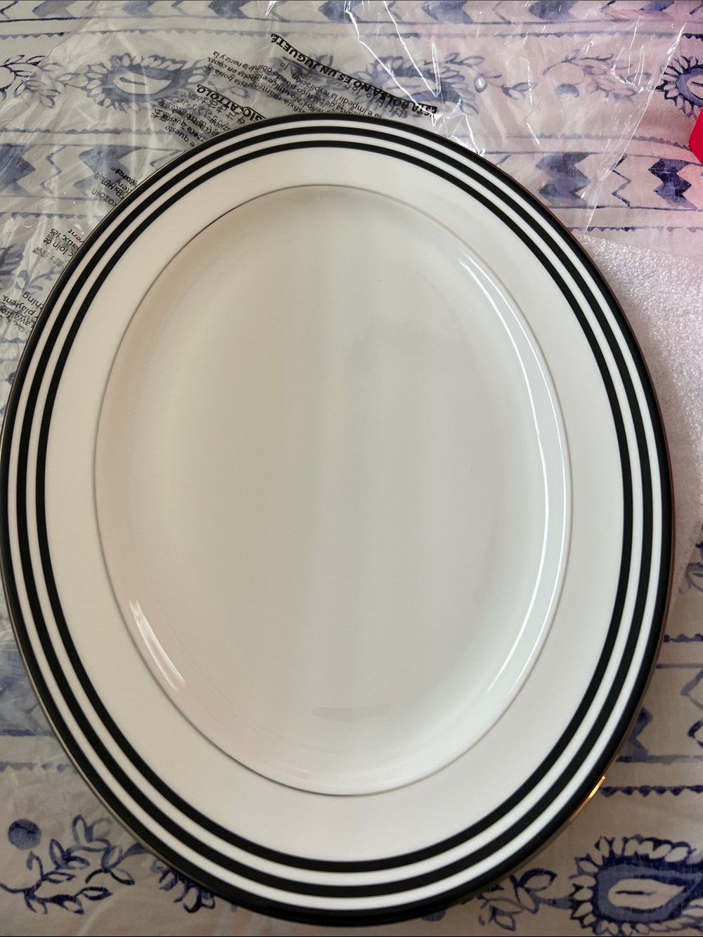 kate spade White and Black Oval Platter